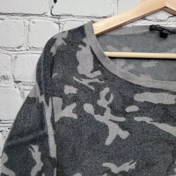 Acrobat Wool Blend Camo Gray Cropped Sweater Size M/L